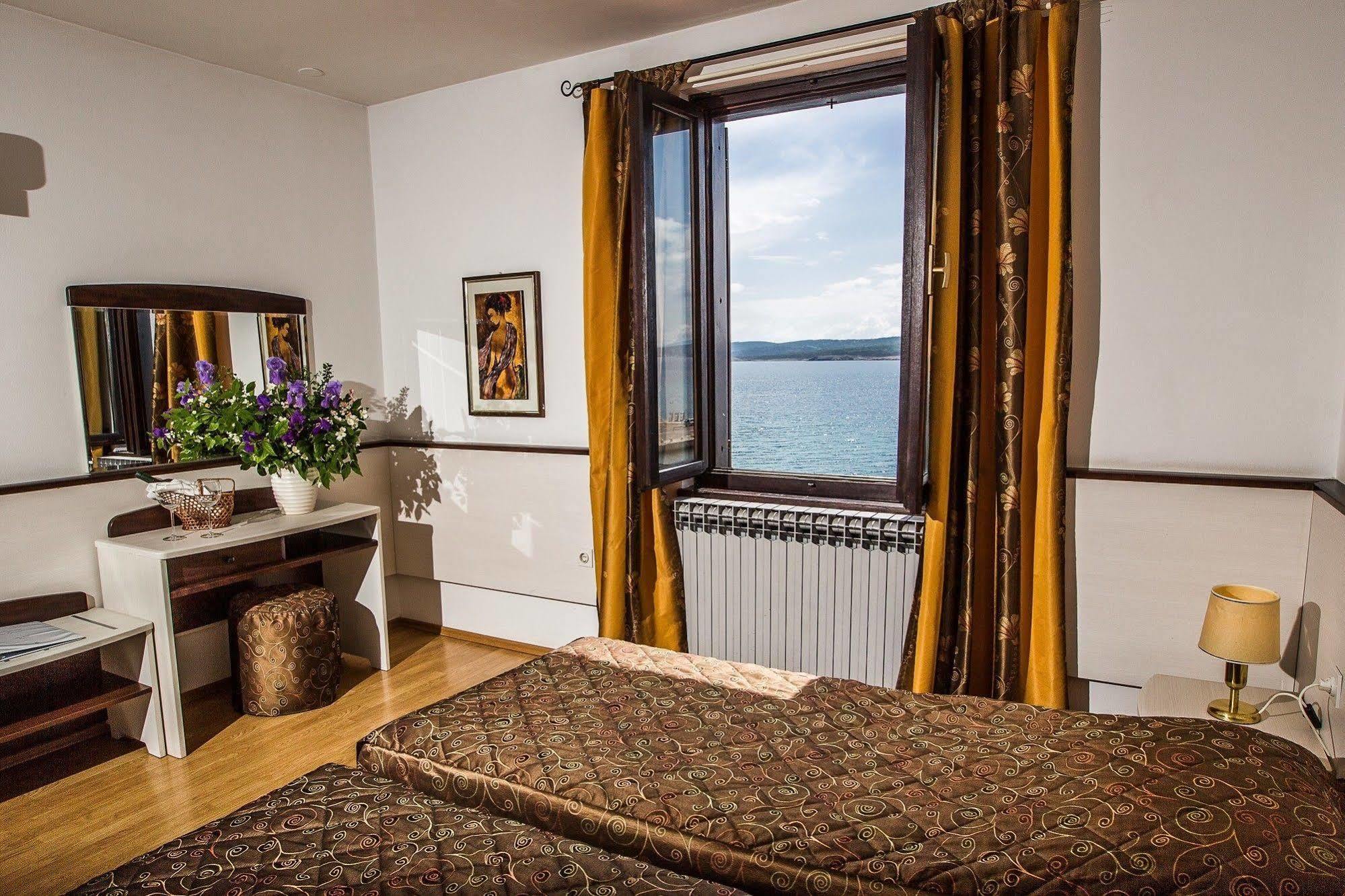 Hotel Kastel Crikvenica Zewnętrze zdjęcie