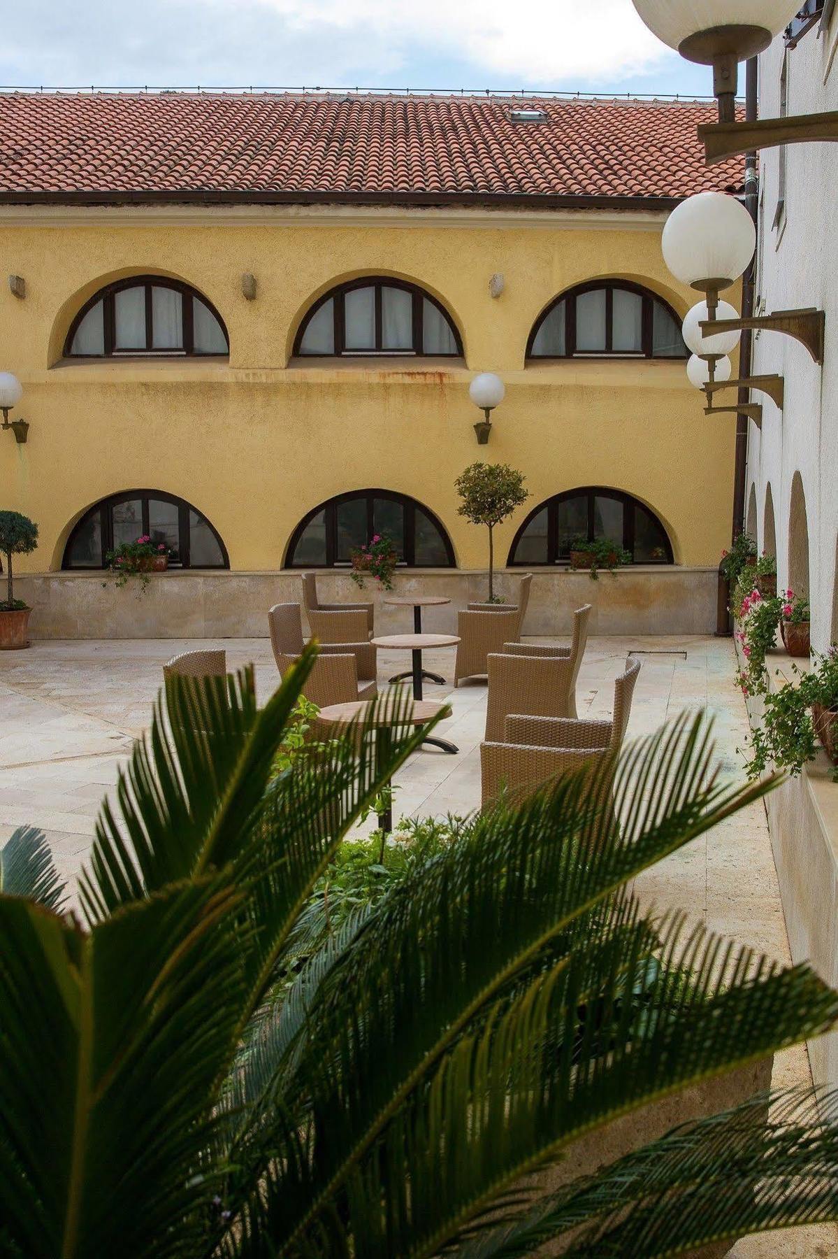 Hotel Kastel Crikvenica Zewnętrze zdjęcie