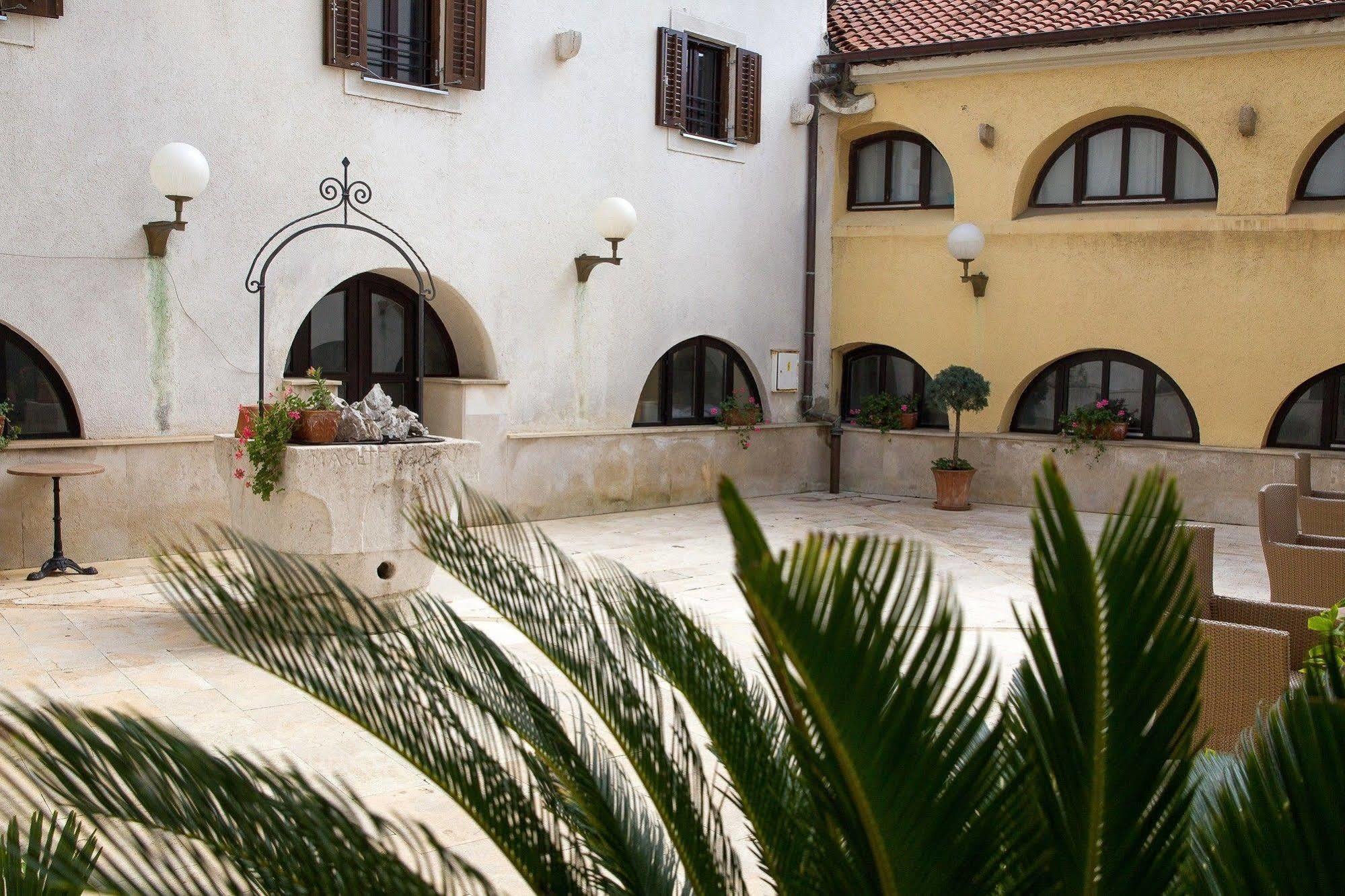 Hotel Kastel Crikvenica Zewnętrze zdjęcie