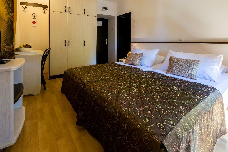 Hotel Kastel Crikvenica Zewnętrze zdjęcie